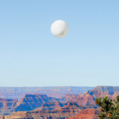 Wonderful Journey ballon volant flying balloon - Aurélia Faudot - photographe - zoom