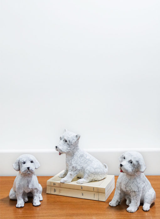 Chiot assis 1 - sitting puppy 1 ceramic - Bennie - céramique contemporaine -ensemble